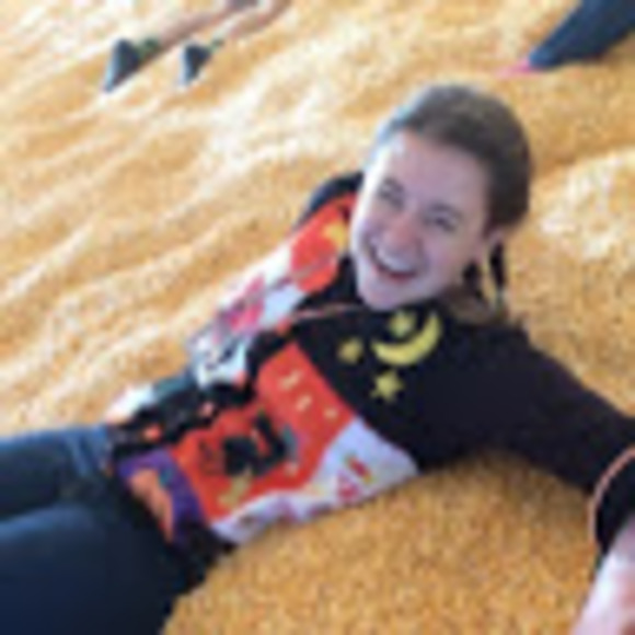 Meet your Posher, Anna - Picture 1 of 1